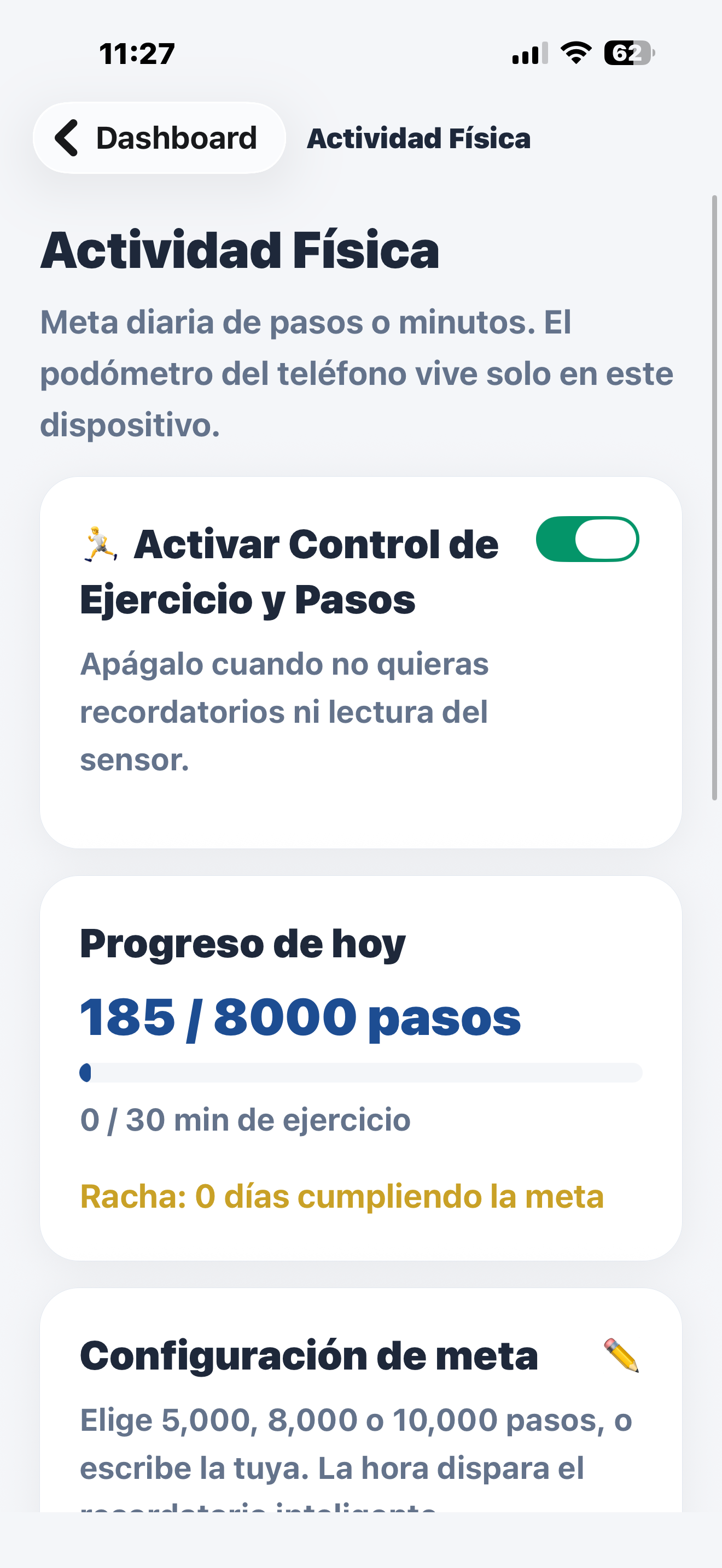 Actividad física con progreso de pasos y meta diaria